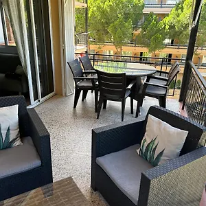 apartamento-maya-relax-salou.top-hotels-tarragona.com/