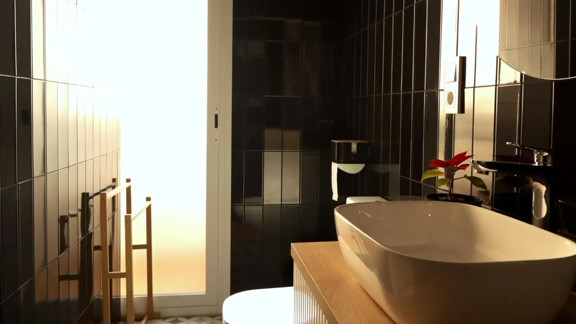 Apartment With Two Suites In The Center Of Малага