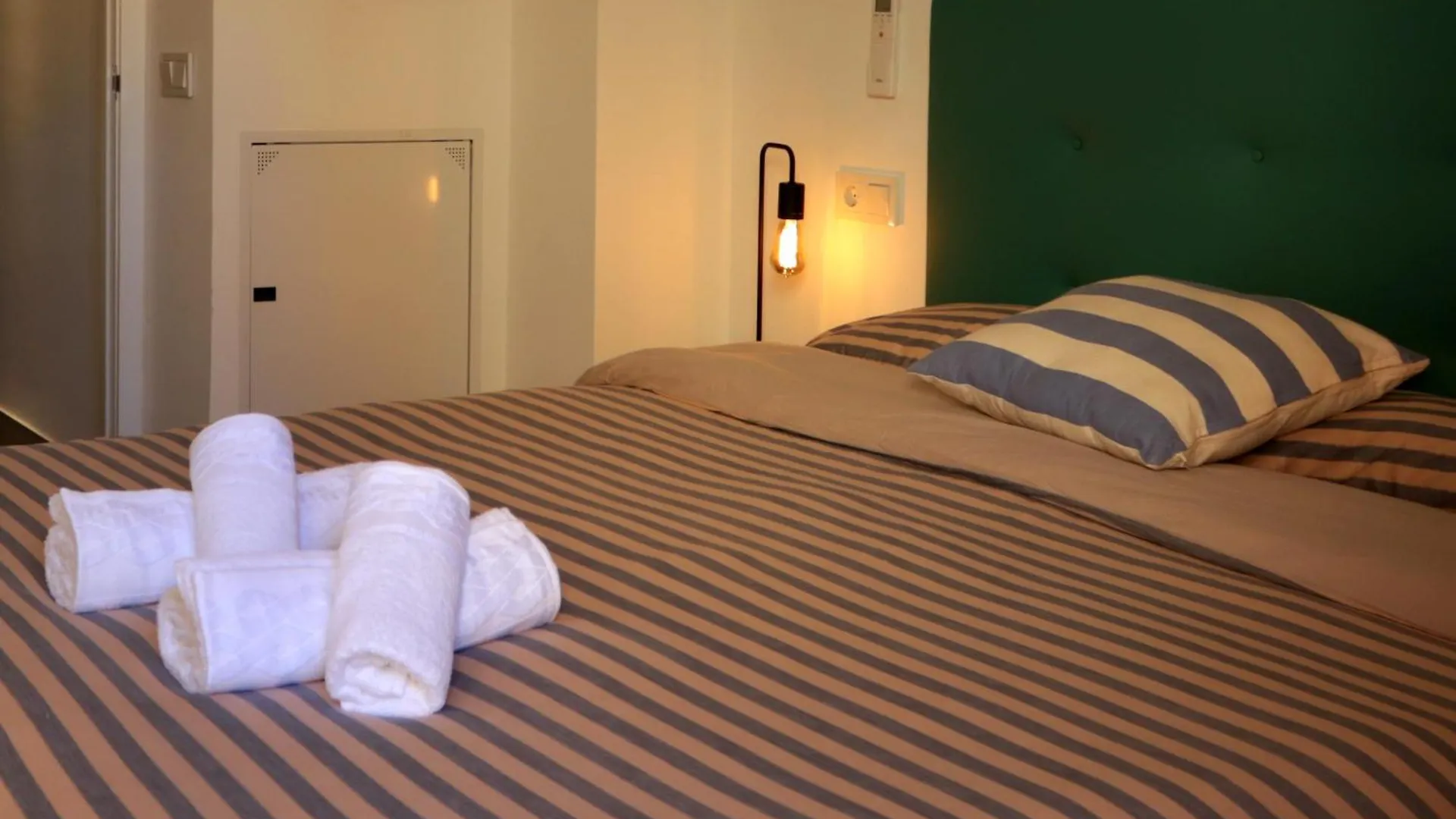 Apartment With Two Suites In The Center Of Malaga 0*,